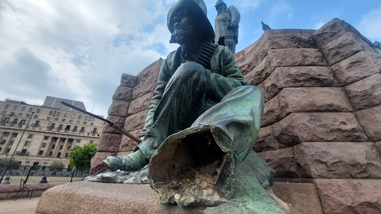 VF+ Condemns Vandalism of Kruger Statue Ensemble at Church Square in Pretoria