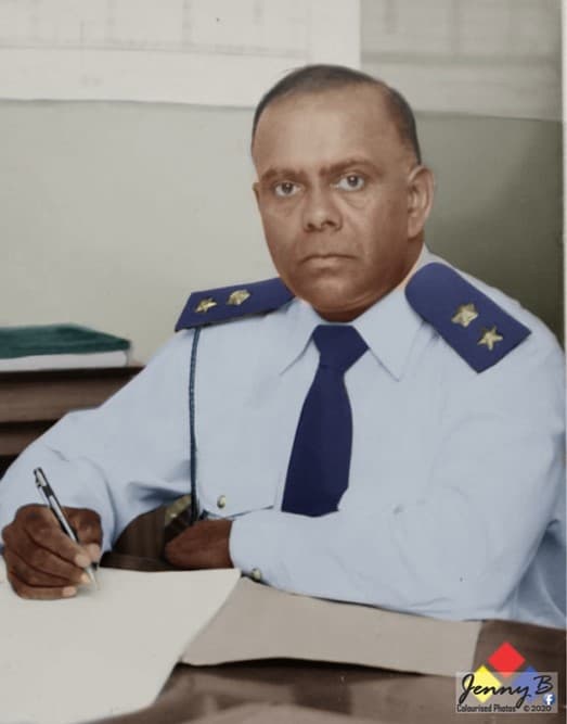 An Autobiography: Lieutenant-Colonel Subramonia Pillai: Dedicated to my beloved wife, Vimla, my star in life